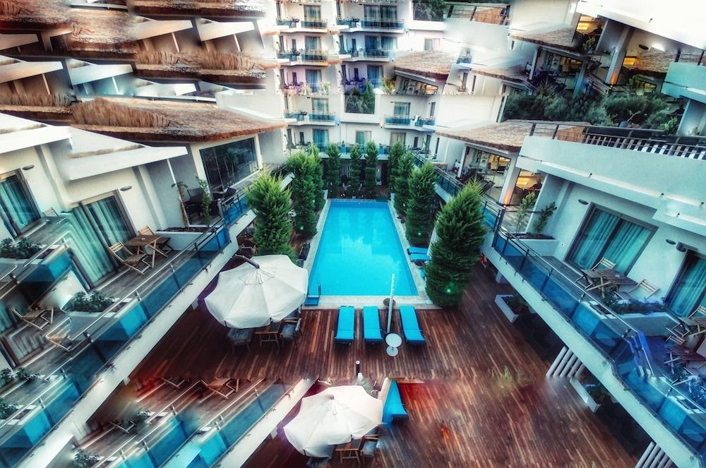 The D Hotel Cesme Resort Exteriör bild