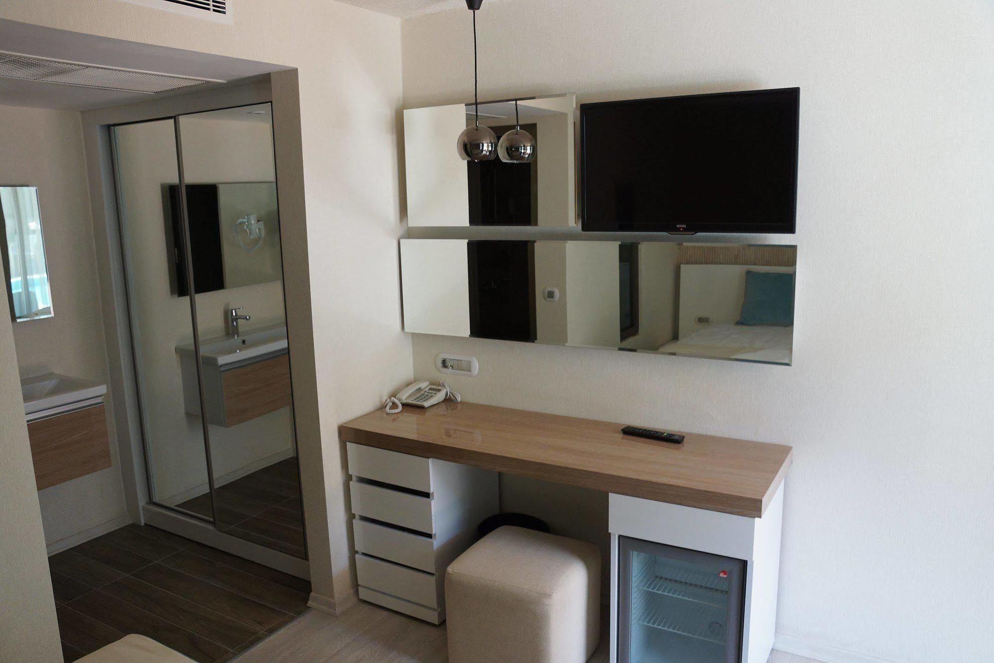 The D Hotel Cesme Resort Exteriör bild