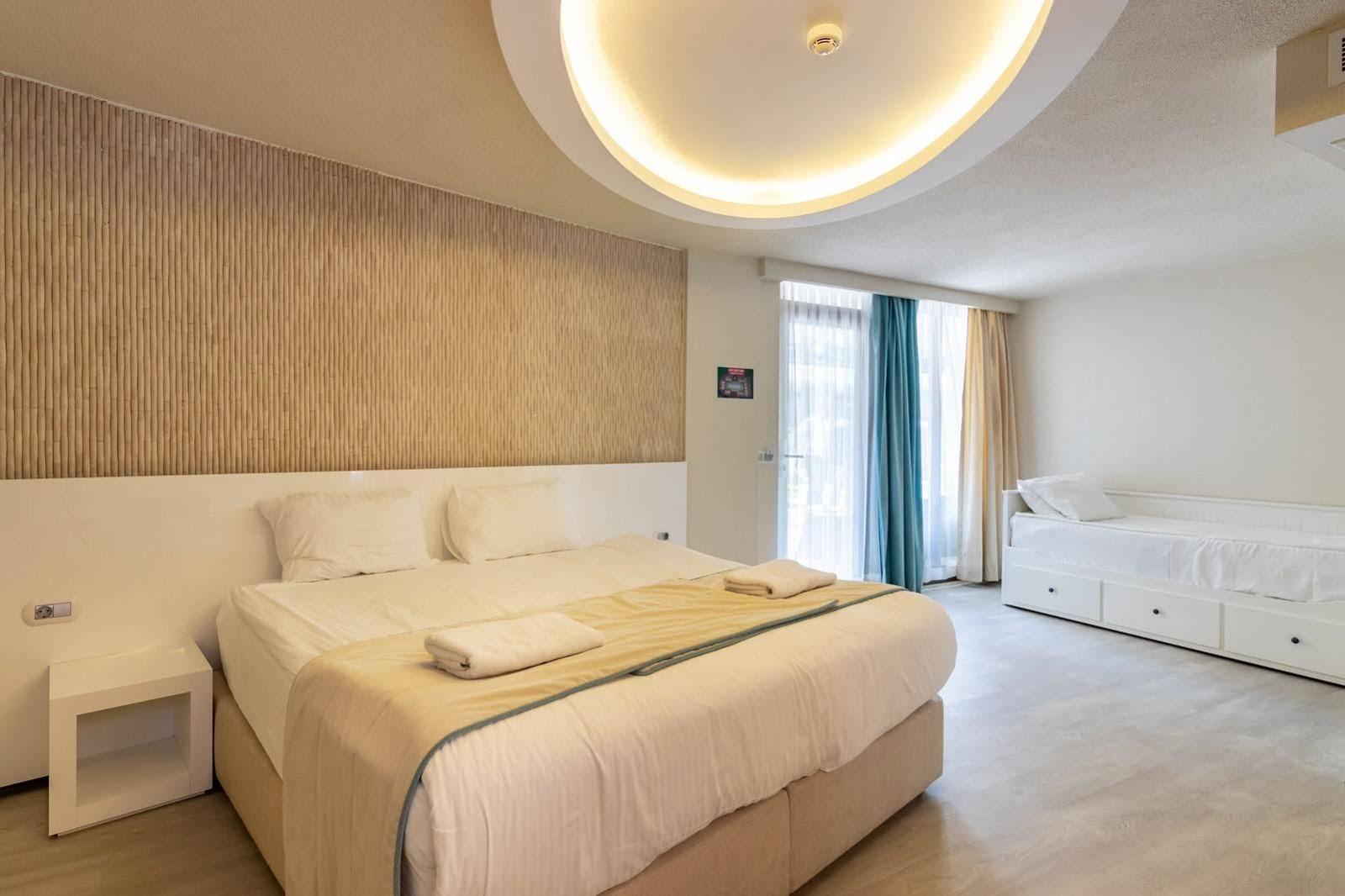 The D Hotel Cesme Resort Exteriör bild